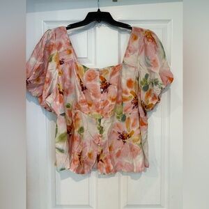 Torrid Belle Isle top, floral with puff sleeves